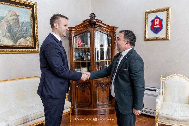 Milojko Spajić - Nikola Đurašković, gradonačelnik Cetinja